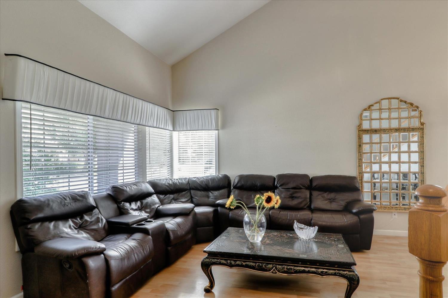 1081 Havenbrook Drive Tracy, CA 95376 - Photo 4 of 32