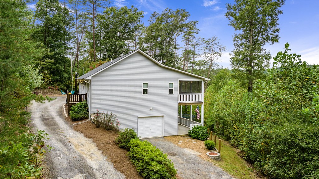 6 Gilliam Road Mineral Bluff, GA 30559 - Photo 3 of 42 a view of a yard in front of house