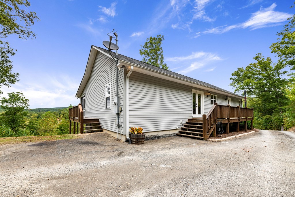 6 Gilliam Road Mineral Bluff, GA 30559 - Photo 36 of 42 front view of a house with a yard