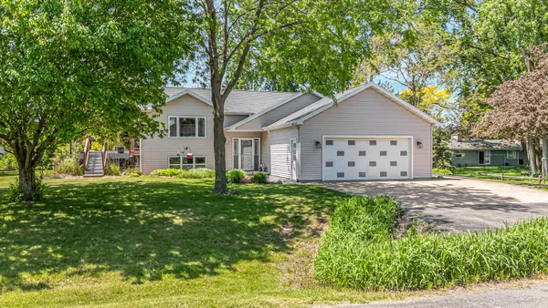 $349,900 | 3393 Harbor Bay Road, Oshkosh, WI 54901
