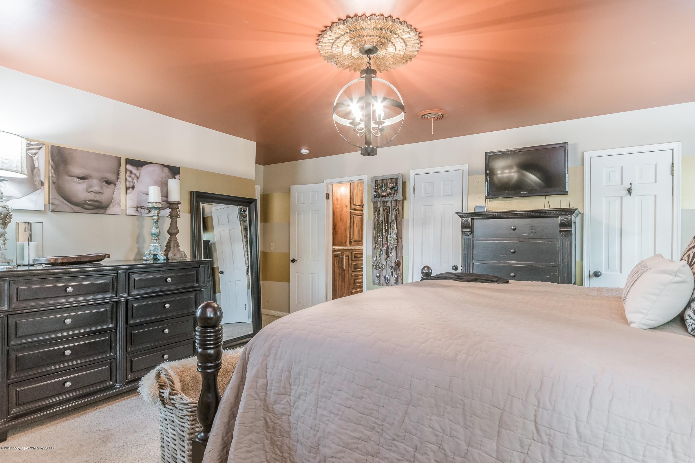 6301 Gainsborough Road Amarillo, TX 79106 - Photo 23 of 37 021_Master Bedroom-2