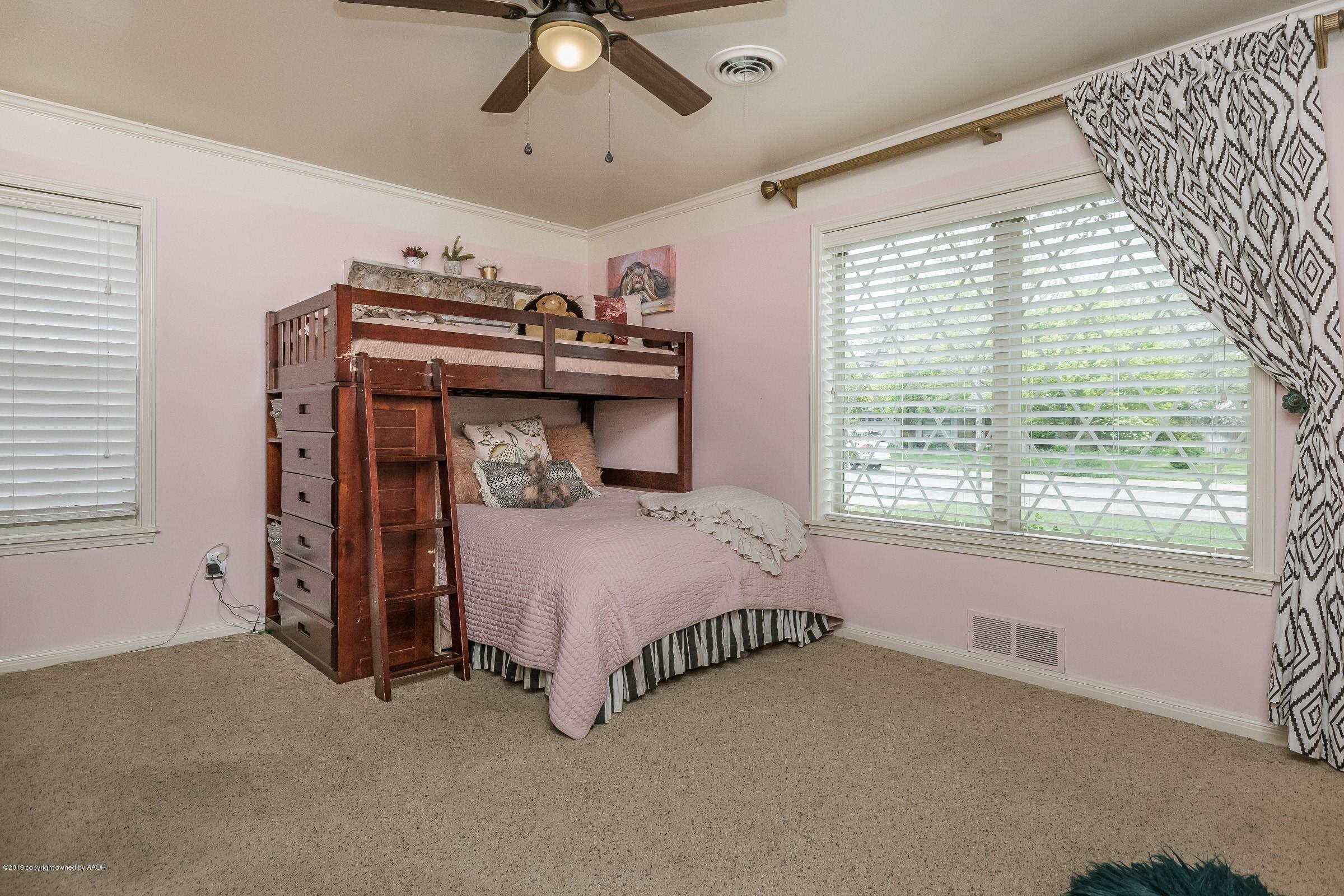 6301 Gainsborough Road Amarillo, TX 79106 - Photo 26 of 37 024_2nd Bedroom
