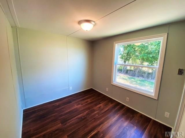 704 Glade Road Elizabeth City, NC 27909 - Photo 11 of 14 Gallery Image 11