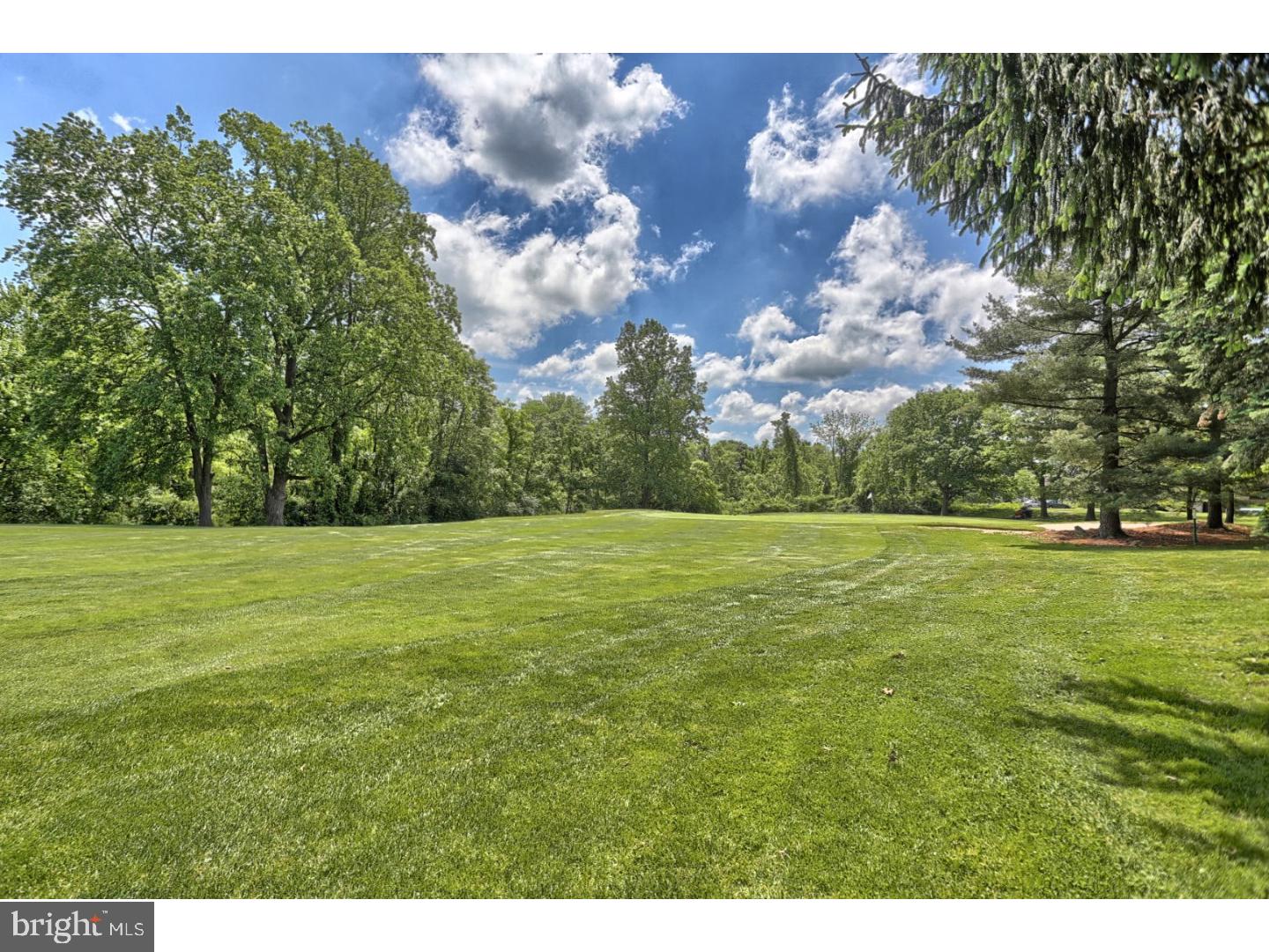 12 F Fairway Road Reading, PA 19607 - Photo 18 of 24 Gallery Image 18