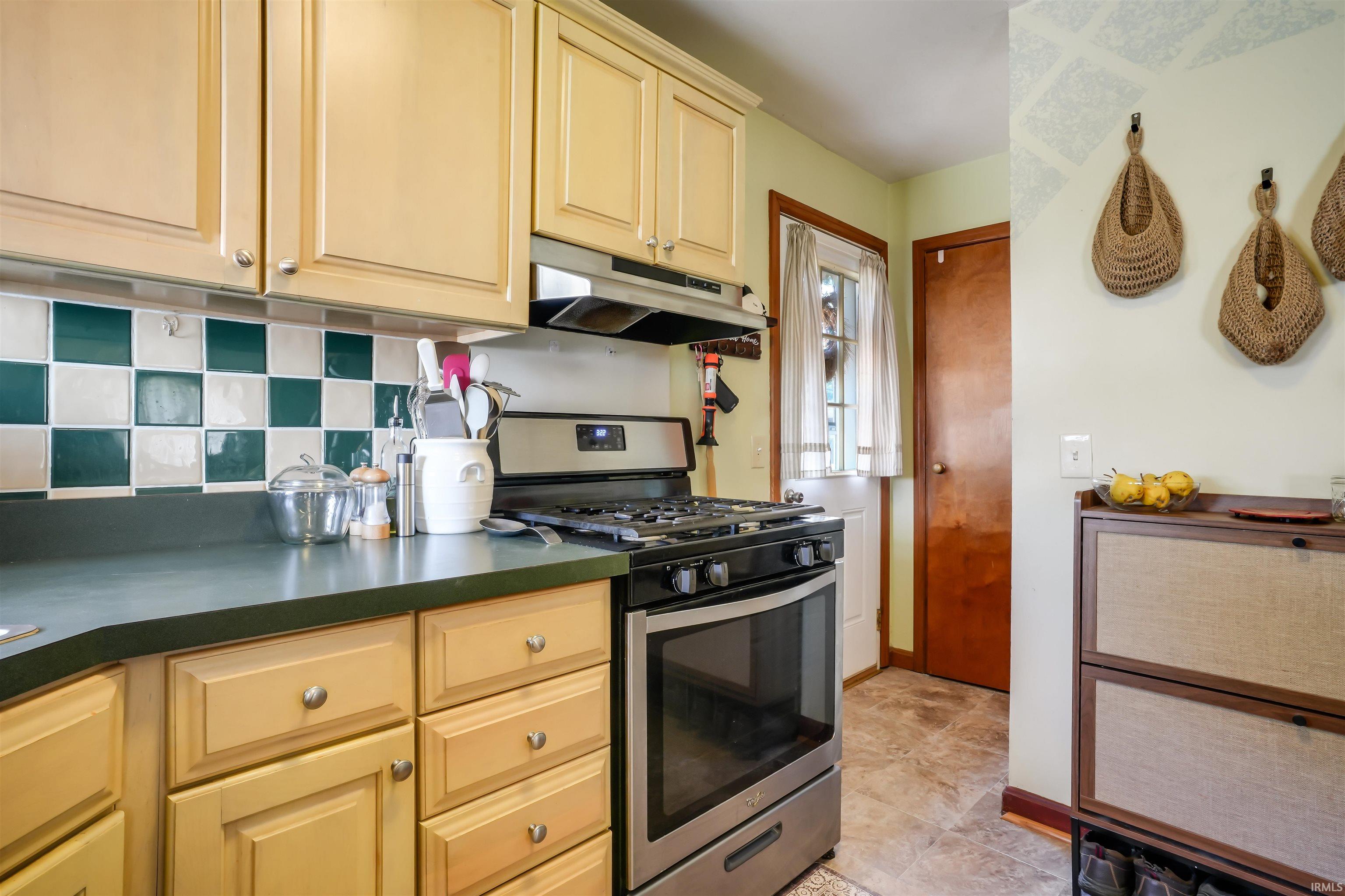 1212 East 2nd Street Mount Vernon, IN 47620 - Photo 10 of 27 Gallery Image 10