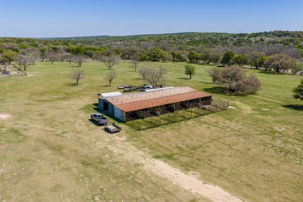 $5,490,000 | 10250 East Fm 501, San Saba, TX 76877