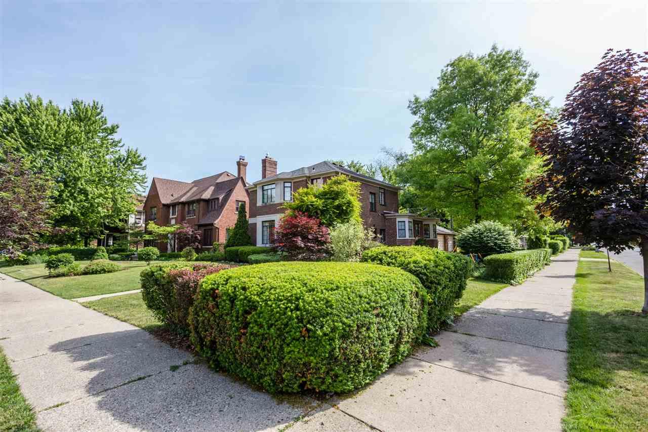 1204 Bedford Road Grosse Pointe, MI 48230 - Photo 24 of 29 50023337-23.JPG