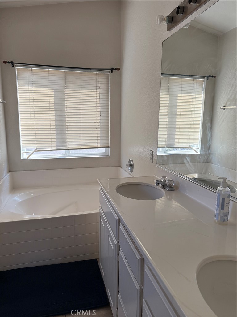 3727 Springmount Street Riverside, CA 92501 - Photo 6 of 10