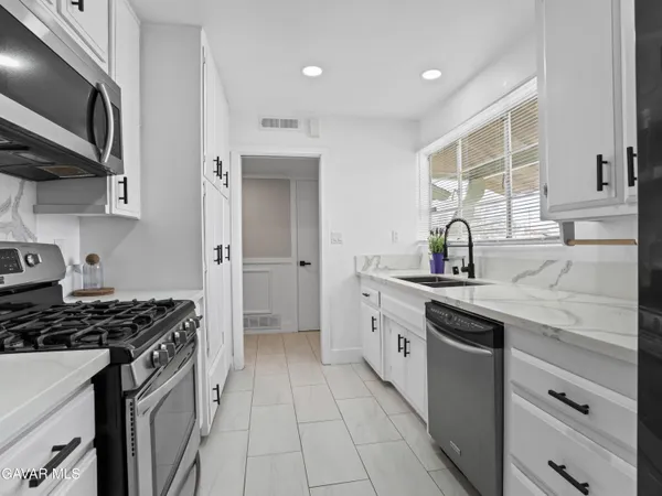 $445,000 | 1112 Avenue J4 E Lancaster Ca East, Lancaster, CA 93535