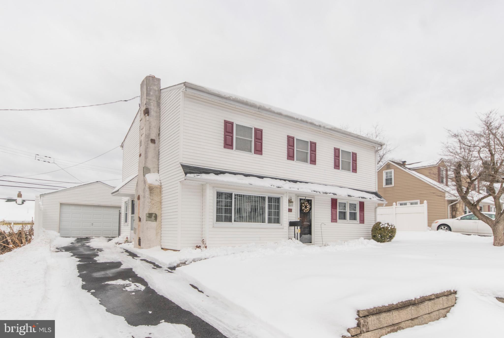 9880 Verree Road Philadelphia, PA 19115 - Photo 2 of 34