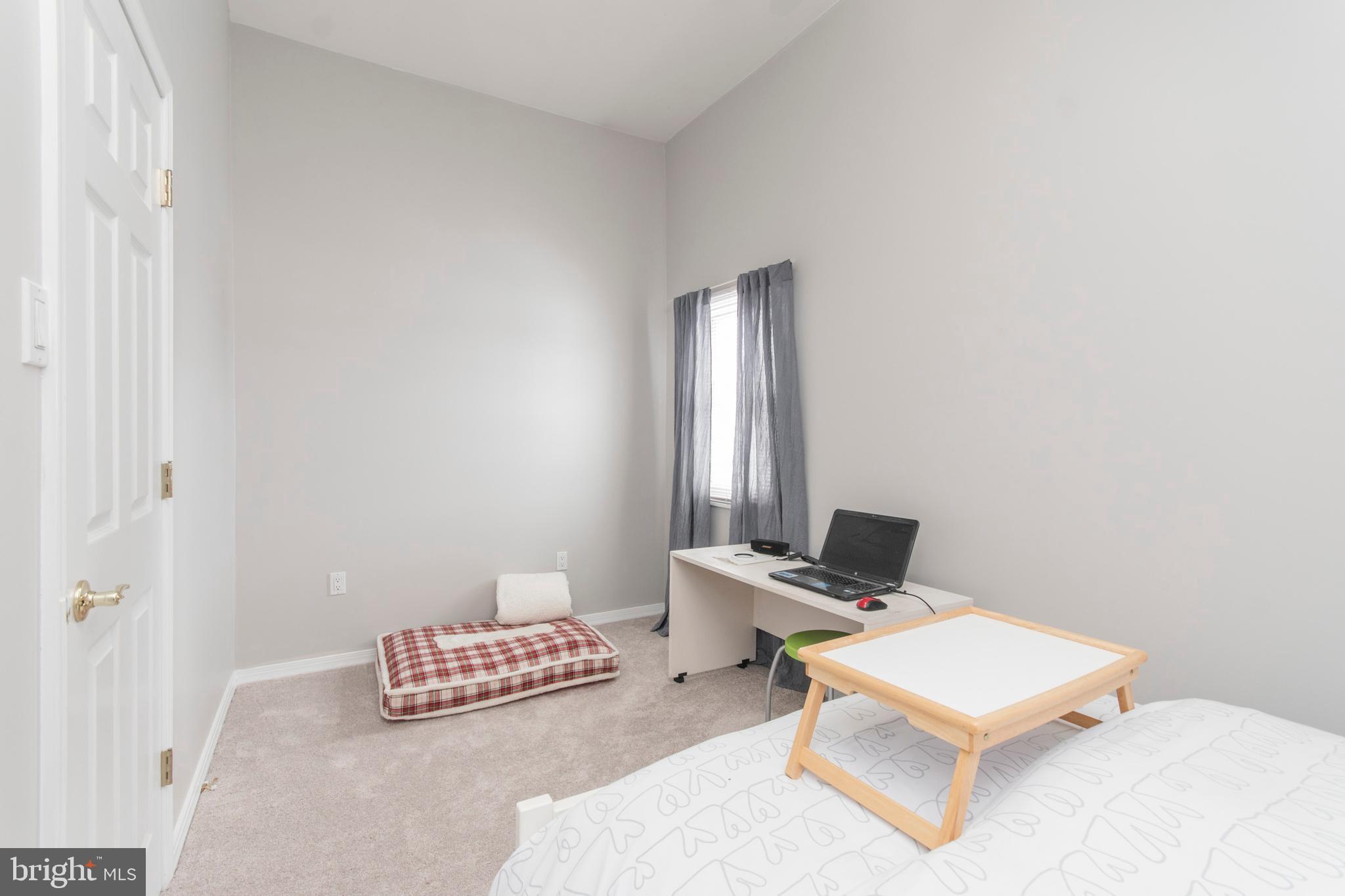 9880 Verree Road Philadelphia, PA 19115 - Photo 19 of 34