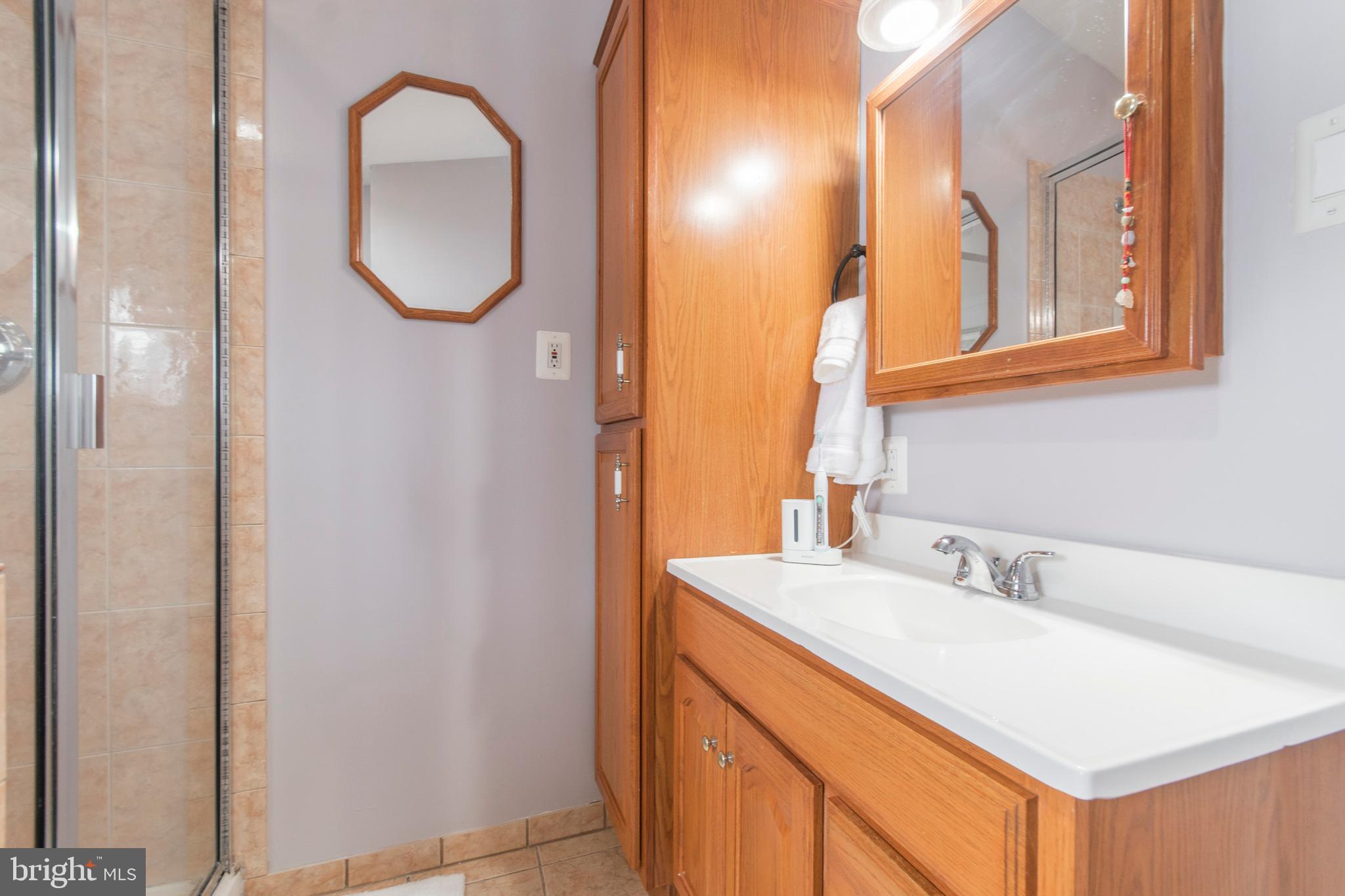 9880 Verree Road Philadelphia, PA 19115 - Photo 21 of 34