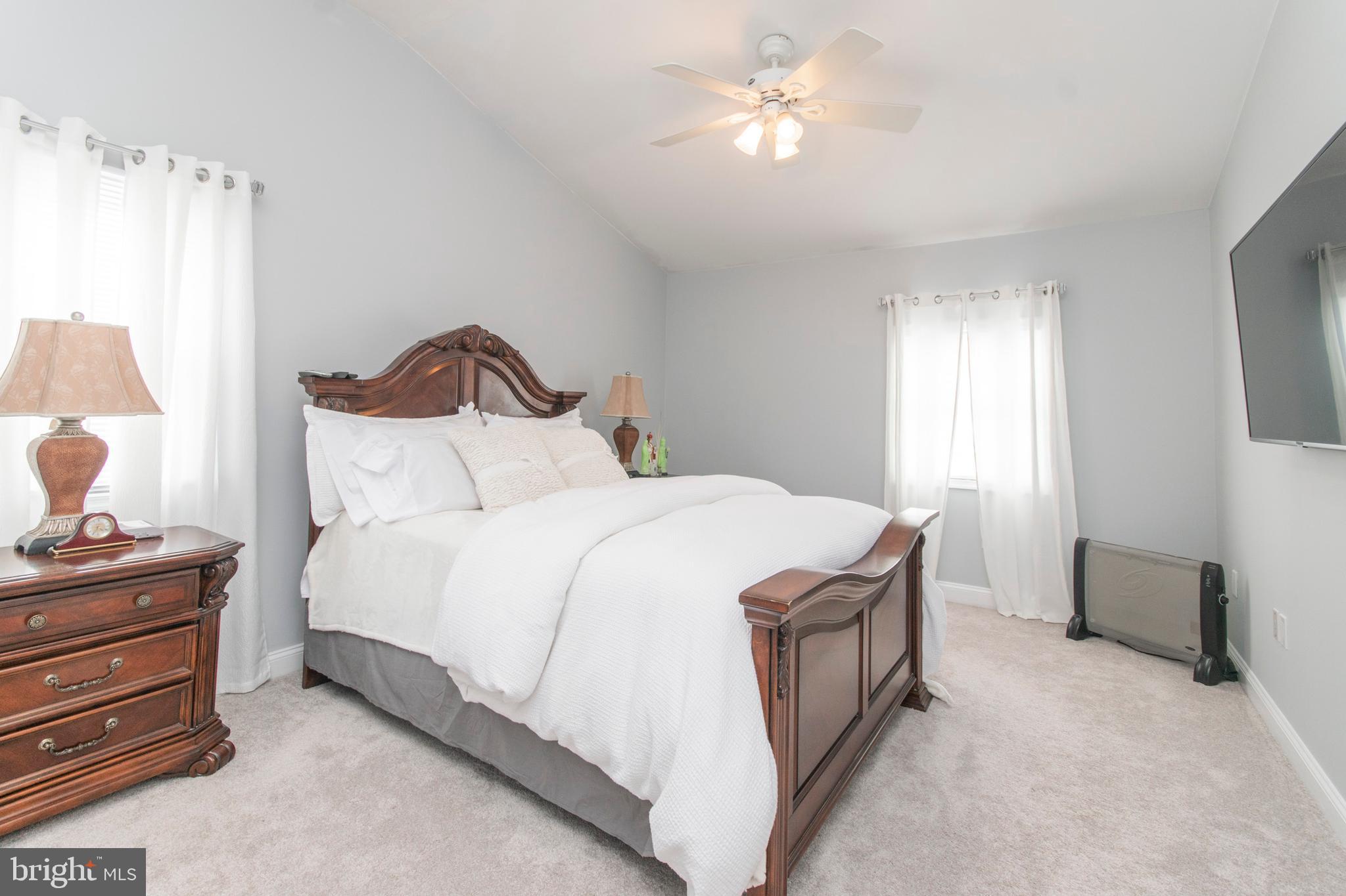 9880 Verree Road Philadelphia, PA 19115 - Photo 25 of 34