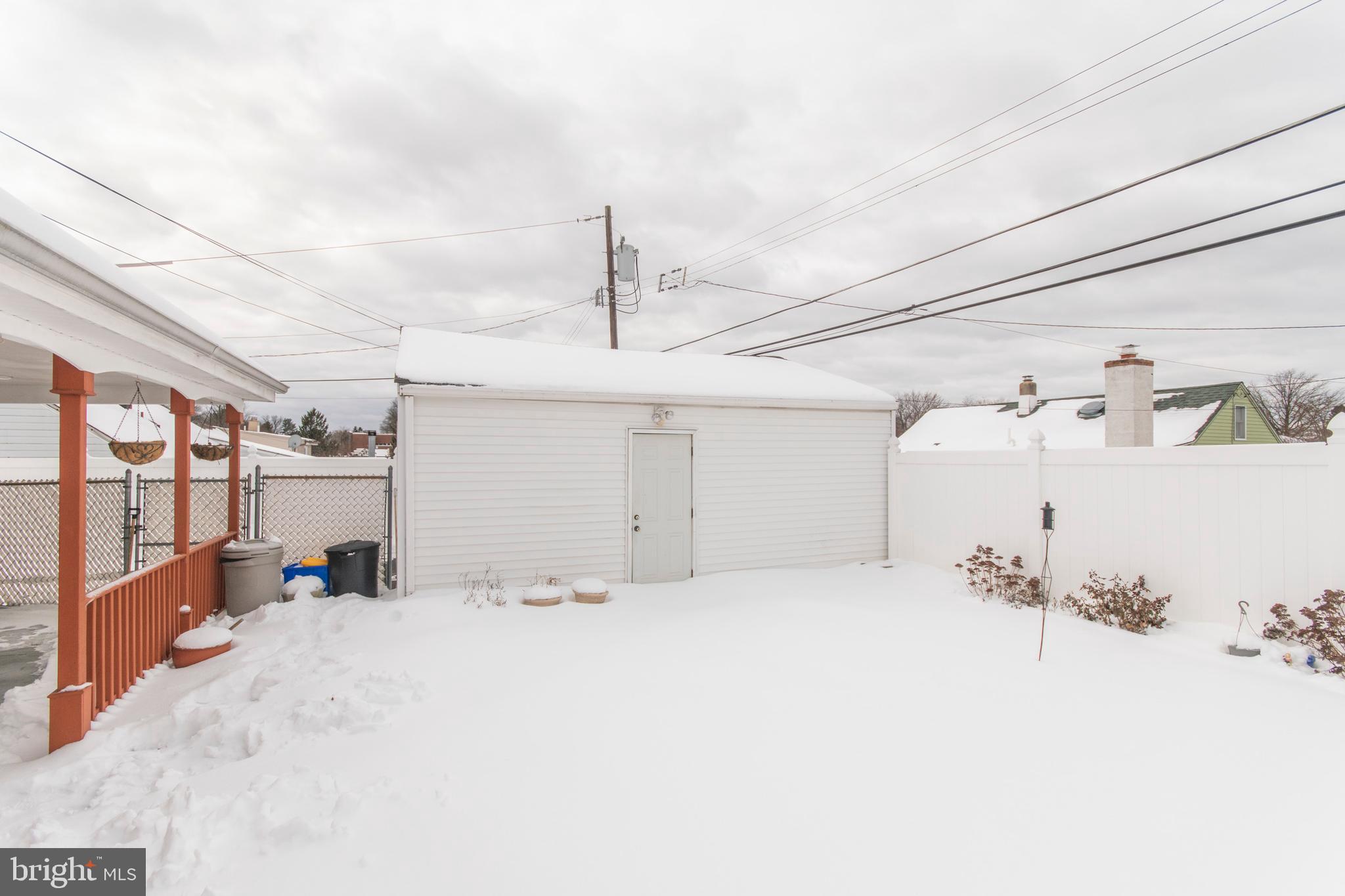 9880 Verree Road Philadelphia, PA 19115 - Photo 31 of 34