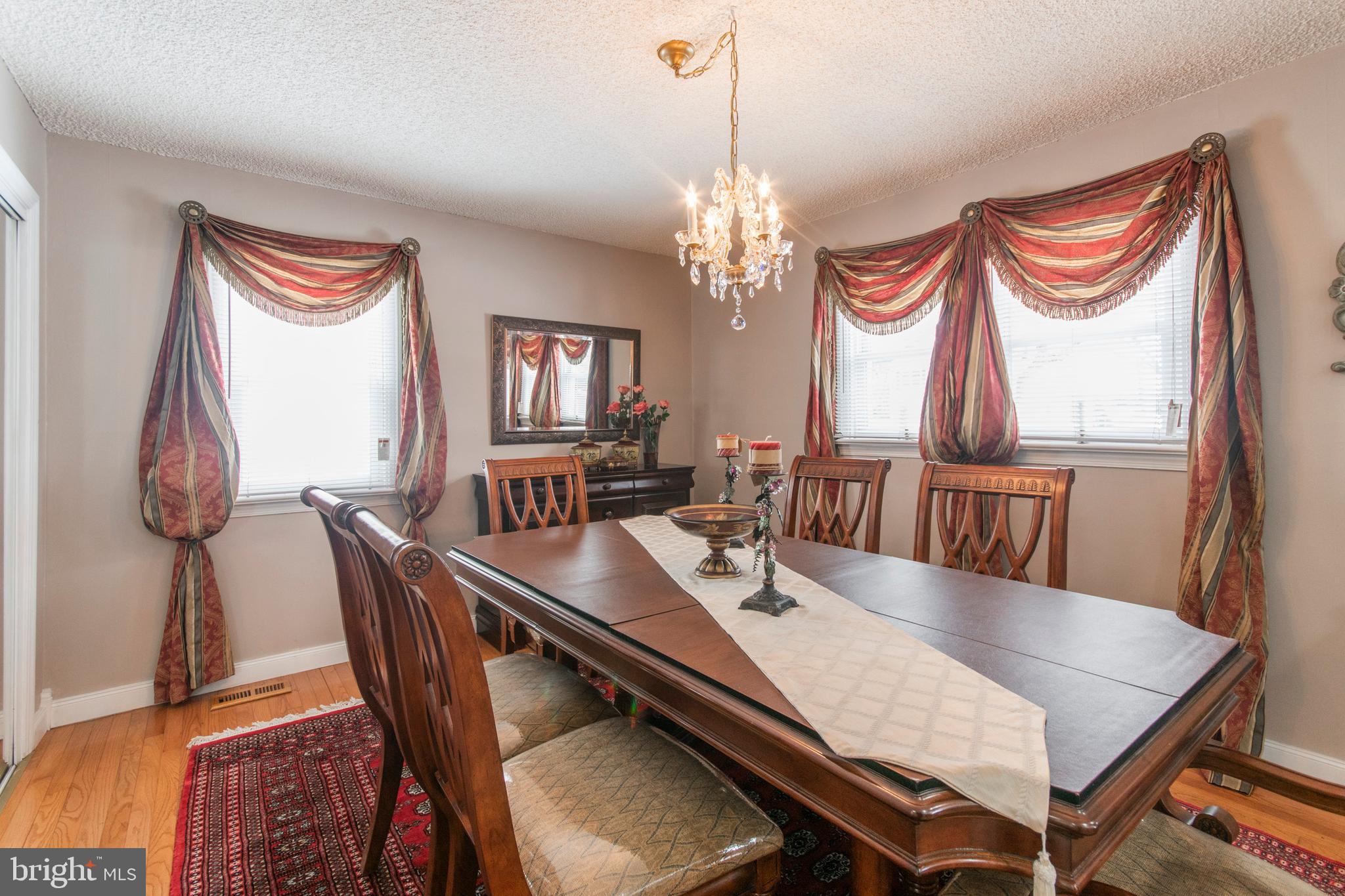 9880 Verree Road Philadelphia, PA 19115 - Photo 9 of 34