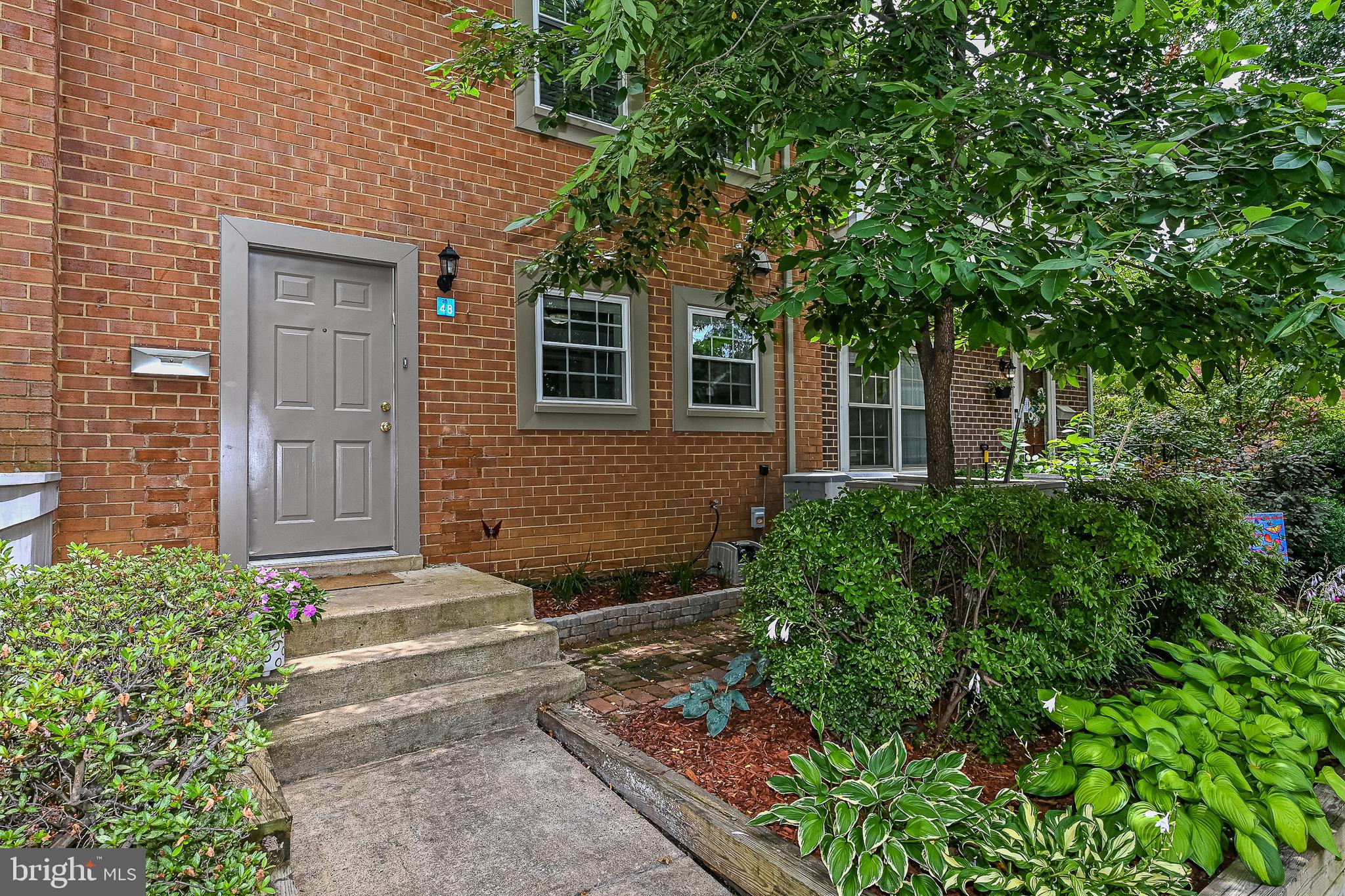 2148 Golf Course Drive Reston, VA 20191 - Photo 30 of 31 Front patio