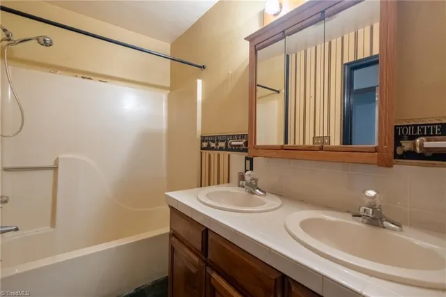 $274,900 | 1707 Brookwood Drive, Winston-Salem, NC 27106