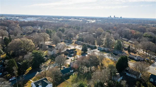 $274,900 | 1707 Brookwood Drive, Winston-Salem, NC 27106