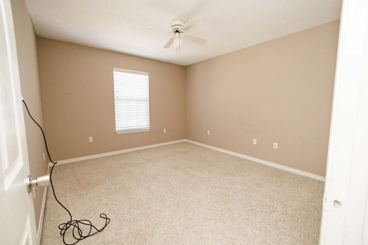 1810 Hurlburt Road, Unit 5 Fort Walton Beach, FL 32547 - Photo 17 of 24 17