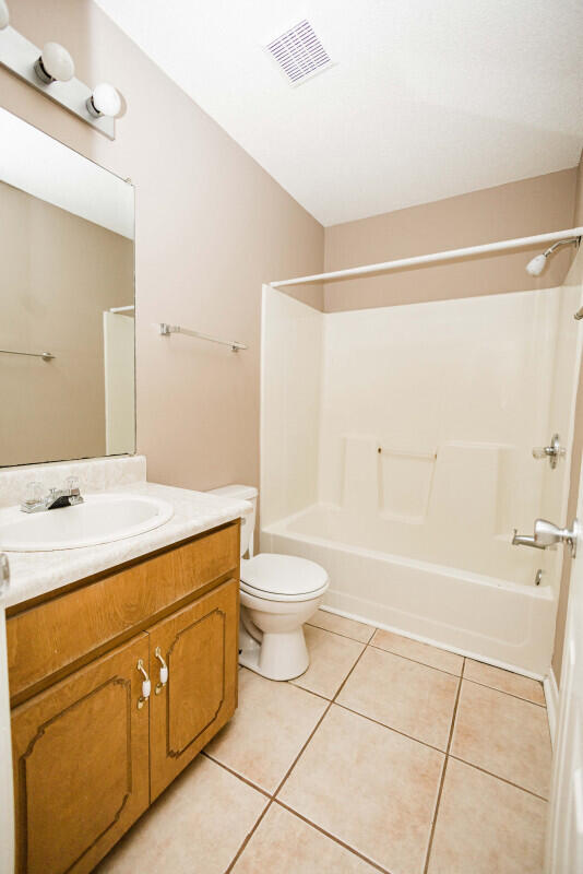 1810 Hurlburt Road, Unit 5 Fort Walton Beach, FL 32547 - Photo 20 of 24 20