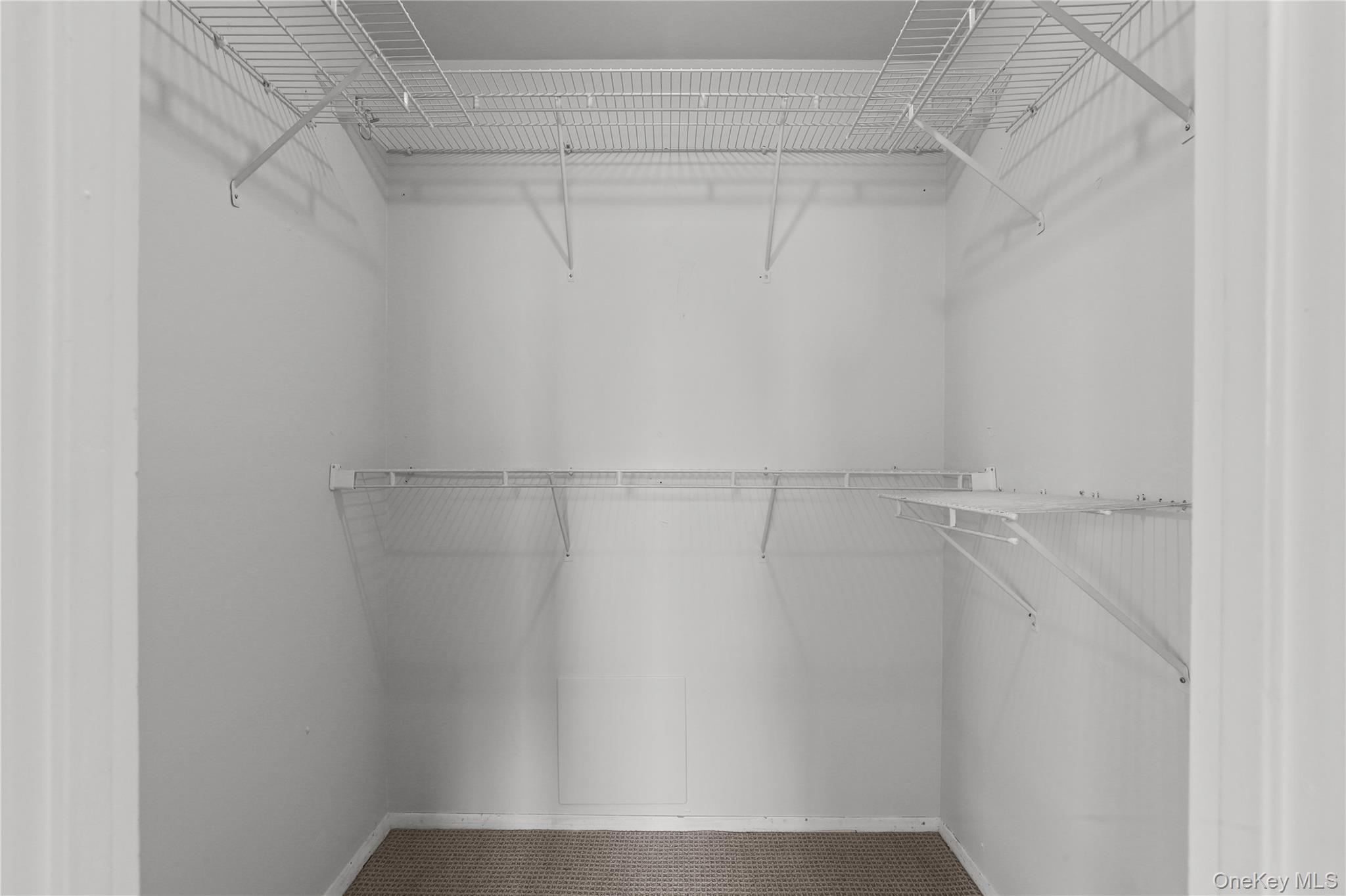 60 Kensico Road, Unit 22 Thornwood, NY 10594 - Photo 10 of 14 a view of small space