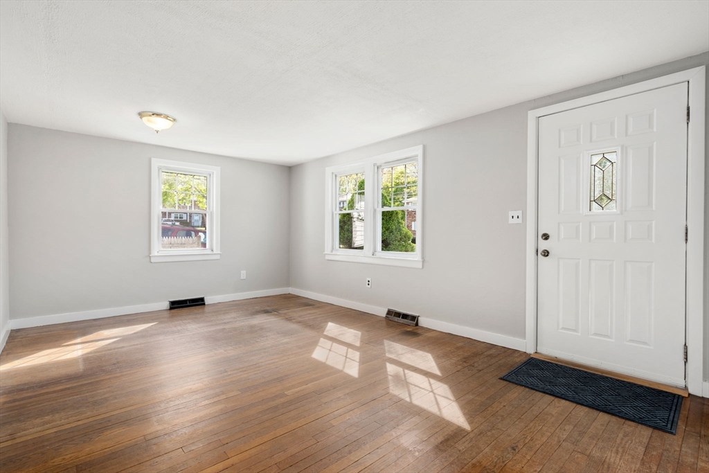 50 Hoover Road Walpole, MA 02081 - Photo 2 of 13 Gallery Image 2