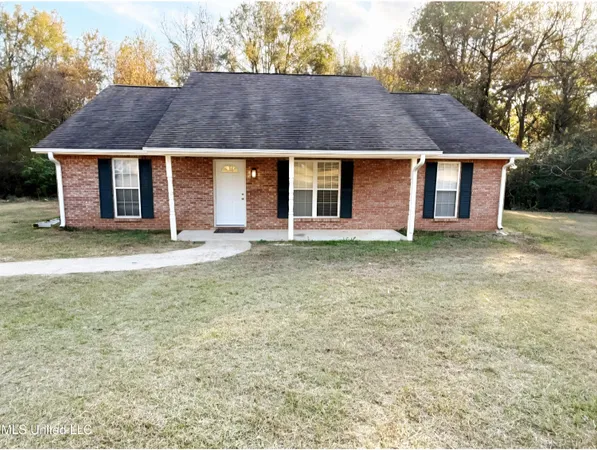 $275,900 | 4545 Tom Collins Road, Utica, MS 39175