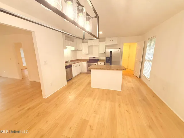 $279,900 | 4545 Tom Collins Road, Utica, MS 39175