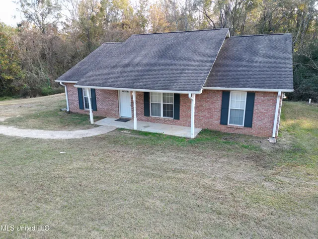$279,900 | 4545 Tom Collins Road, Utica, MS 39175