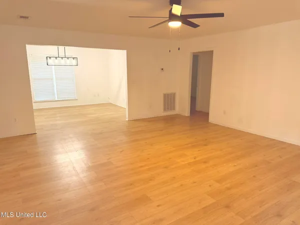 $249,900 | 4545 Tom Collins Road, Utica, MS 39175