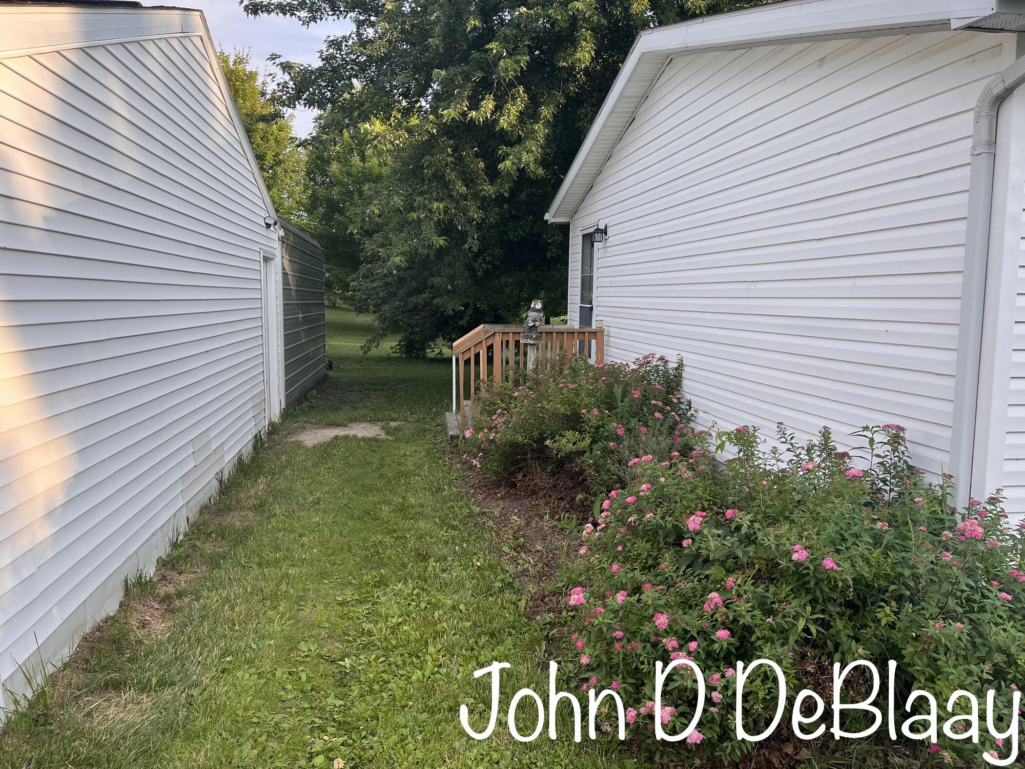 69 Meade Road Ionia, MI 48846 - Photo 2 of 32 IMG-2890