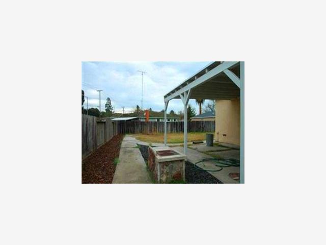 1805 Carver Road Modesto, CA 95350 - Photo 11 of 11 Gallery Image 11