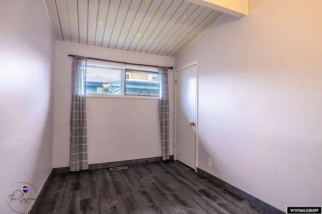 $289,900 | 2509 East 9th Street, Casper, WY 82609