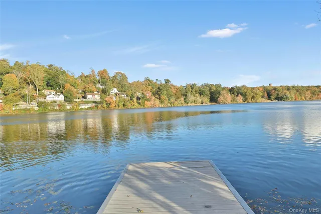 $535,000 | 108 Sunfish Landing, Mohegan Lake, NY 10547