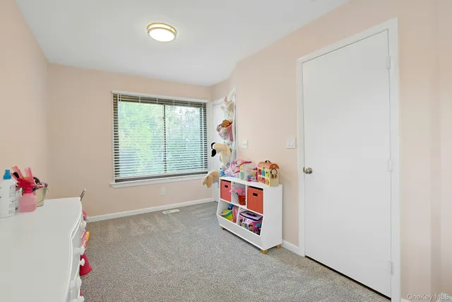 $535,000 | 108 Sunfish Landing, Mohegan Lake, NY 10547