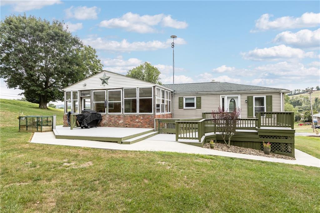 1024 McGovern Road Houston, PA 15342 - Photo 3 of 45 Gallery Image 3
