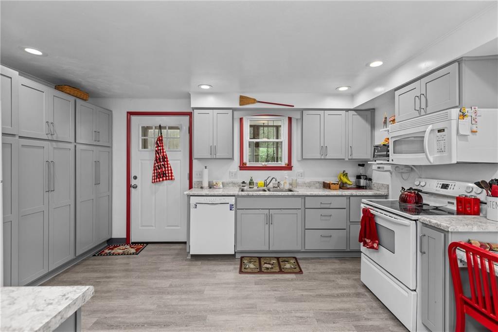 1024 McGovern Road Houston, PA 15342 - Photo 8 of 45 Gallery Image 8