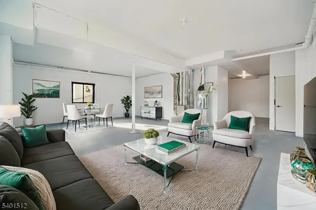 $6,000 | 19 Mountain Avenue, Mahwah, NJ 07430