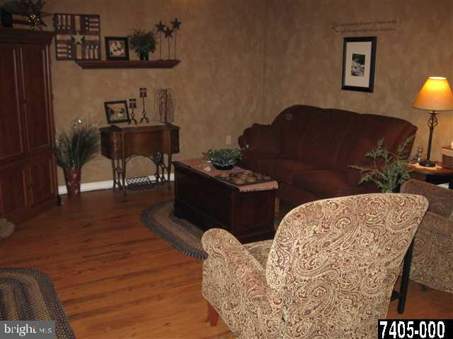 138 Country Ridge Drive Red Lion, PA 17356 - Photo 9 of 19 Gallery Image 9