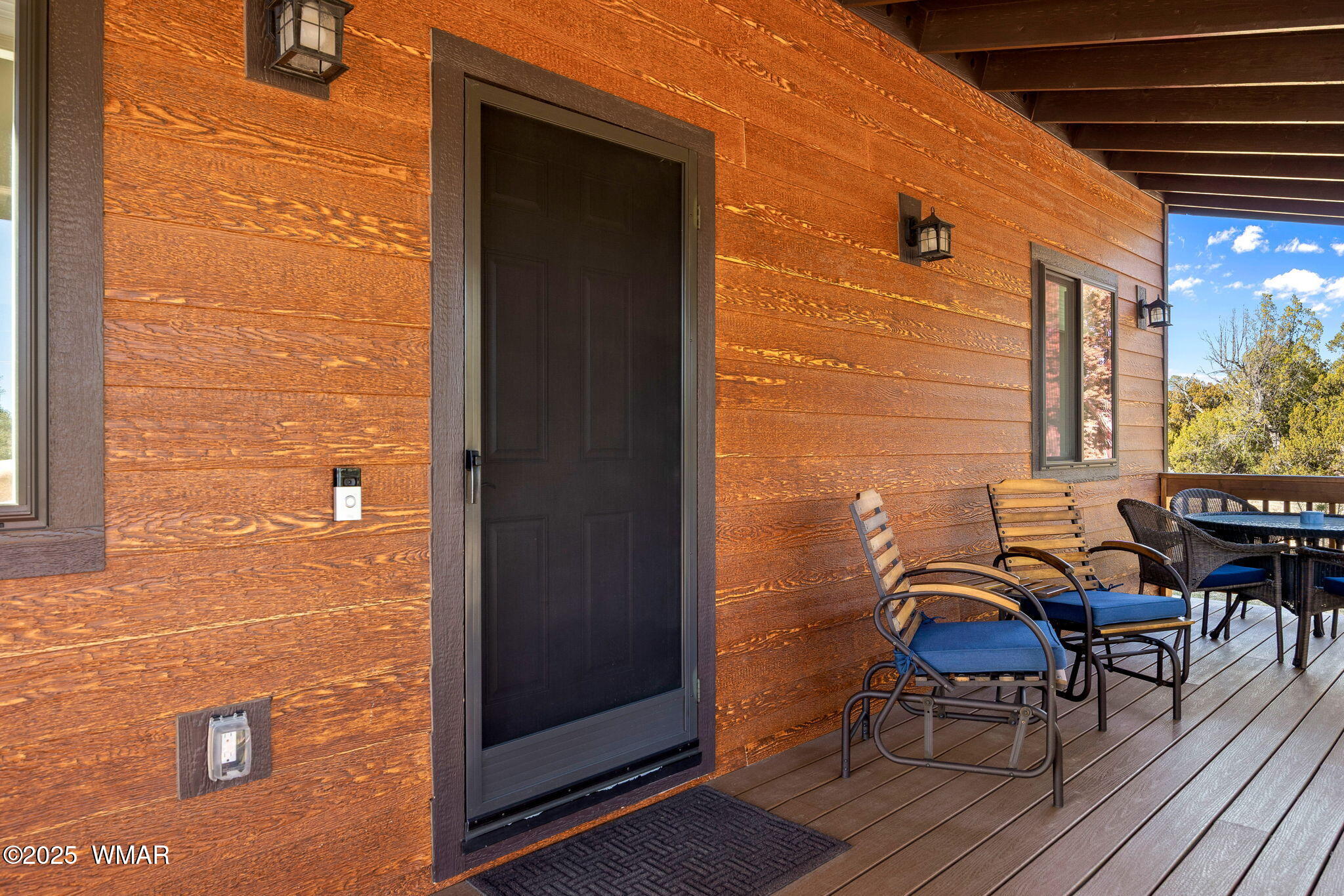3402 Beaufeaux Road Overgaard, AZ 85933 - Photo 6 of 28 a view of a outdoor seating area with furniture