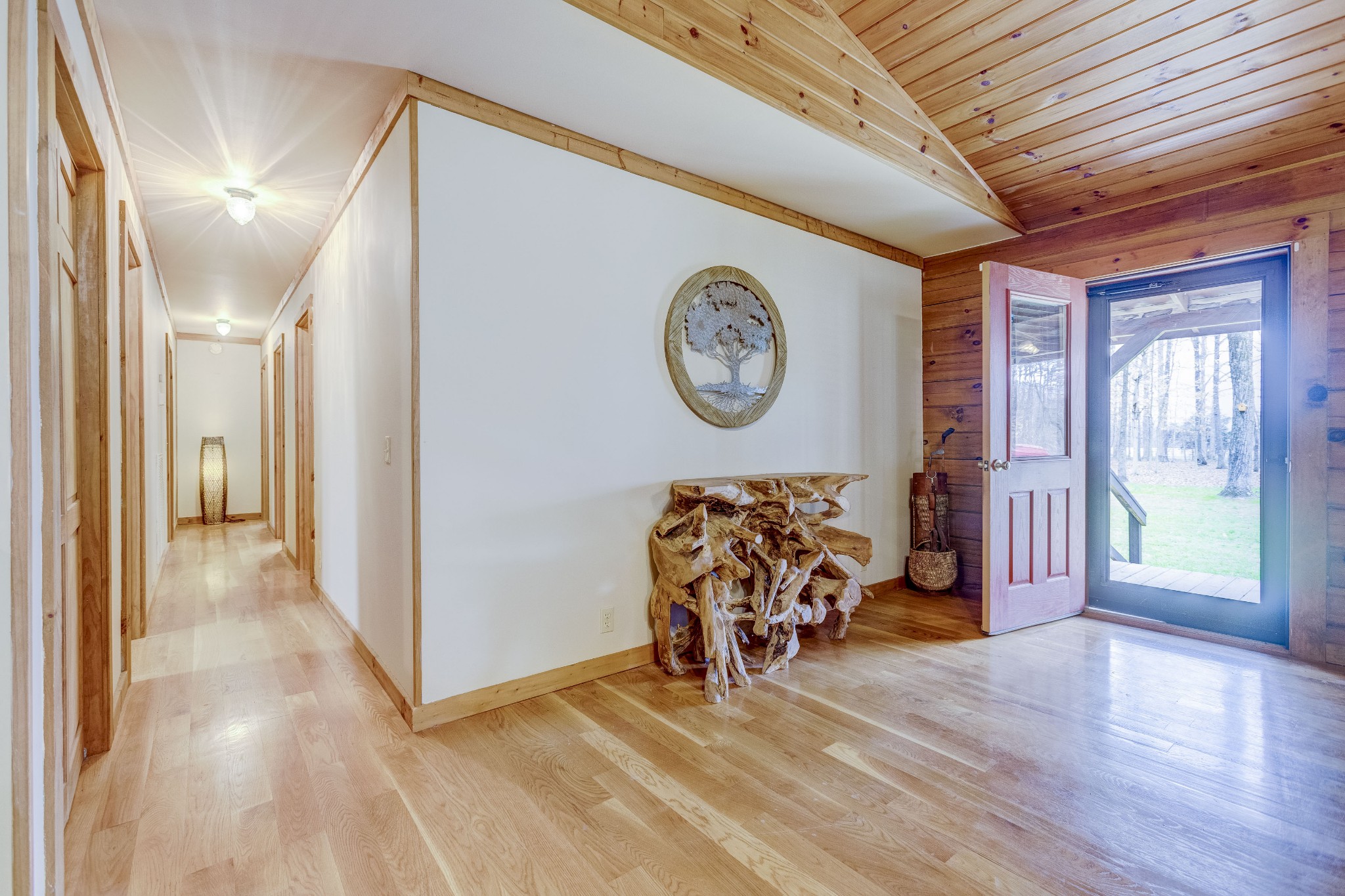 1331 Smith Thompson Road Bethpage, TN 37022 - Photo 22 of 35 a view of a hallway with wooden floor
