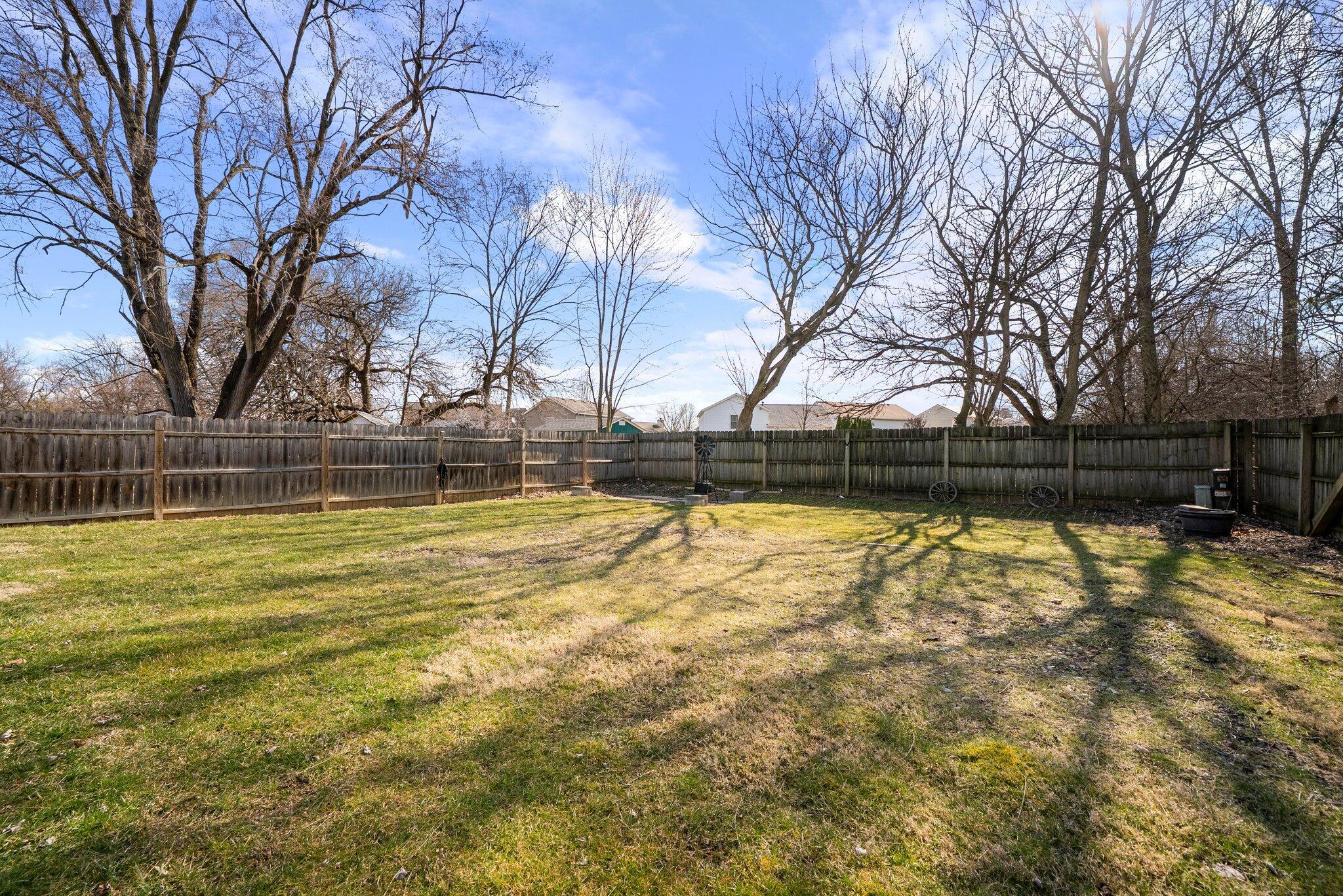 1806 Ripplebrook Road Columbus, OH 43223 - Photo 25 of 27 Backyard