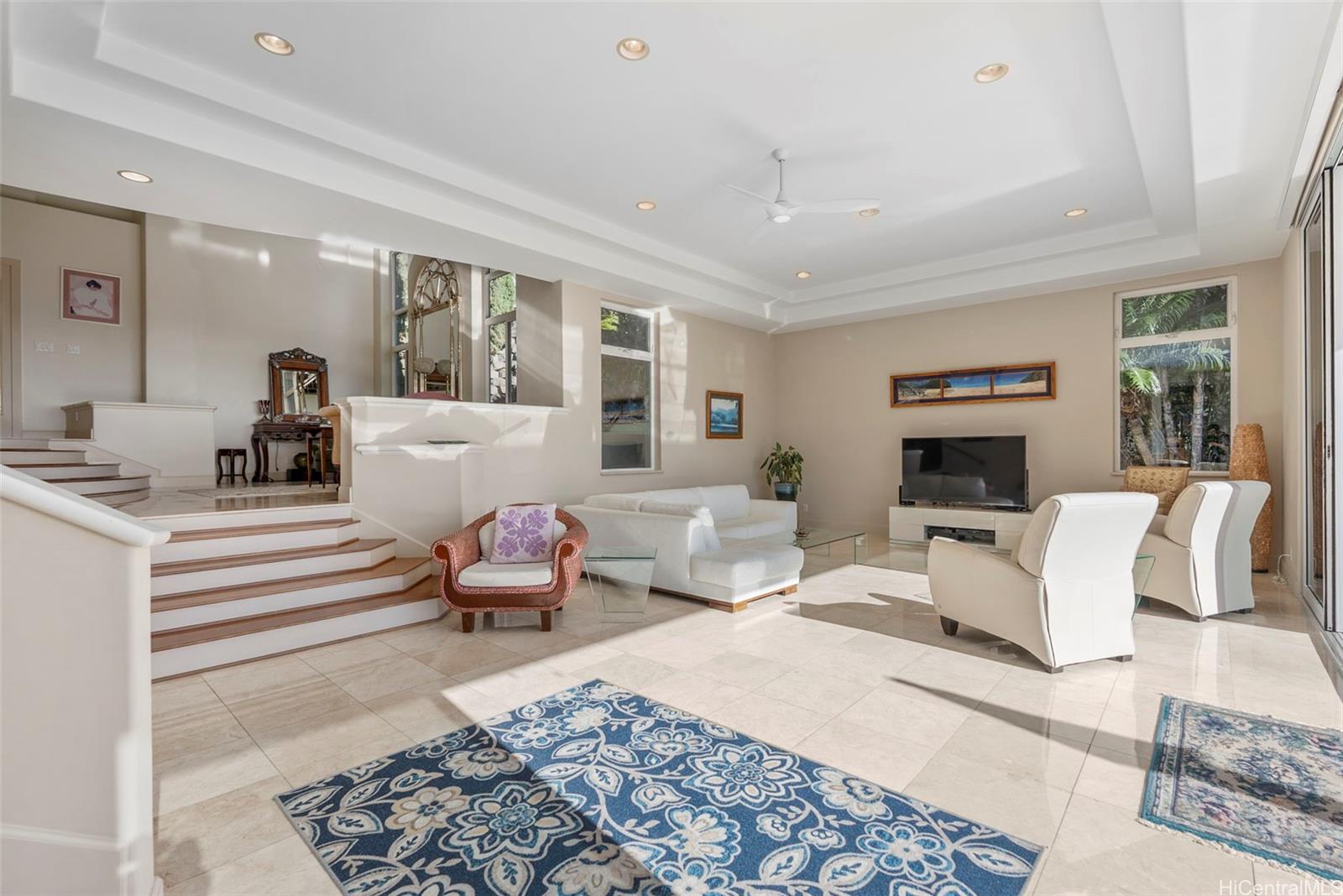 5609 Poola Street, Unit A Honolulu, HI 96821 - Photo 2 of 25