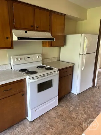 $1,700 | 10 Burnt Tree Circle, Savannah, GA 31419