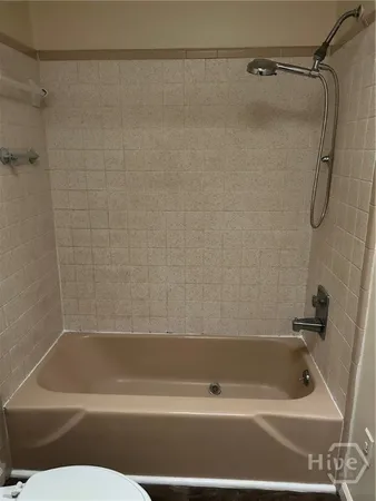 $1,700 | 10 Burnt Tree Circle, Savannah, GA 31419