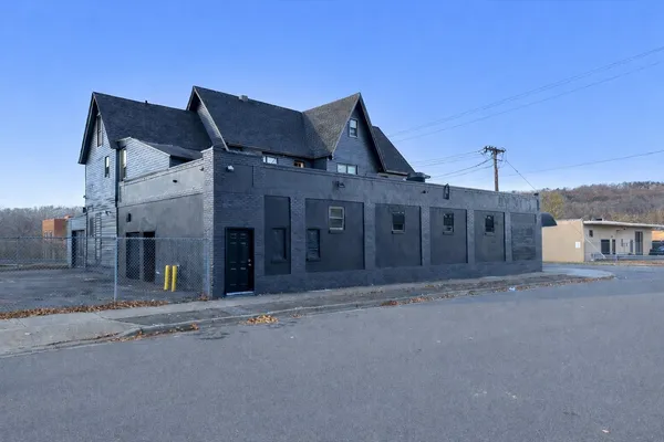 $1,395 | 15 Charlotte Street, Unit 2L, Binghamton, NY 13905