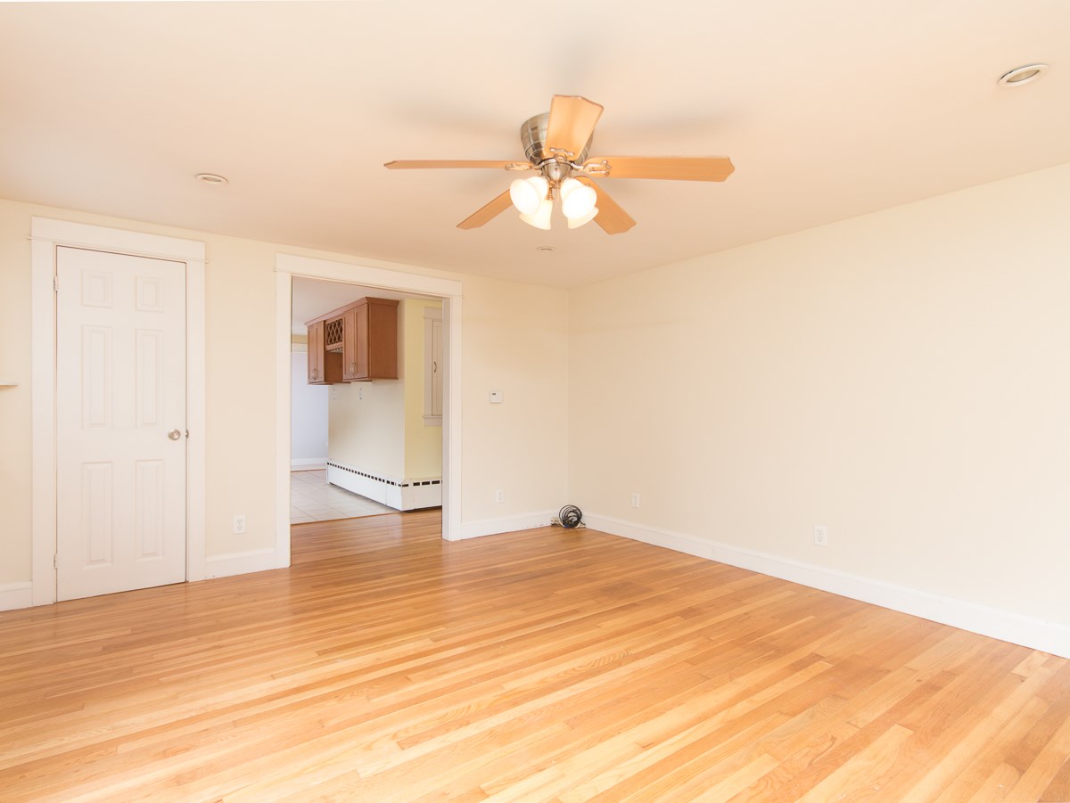 26 Lund Road Nashua, NH 03060 - Photo 11 of 25