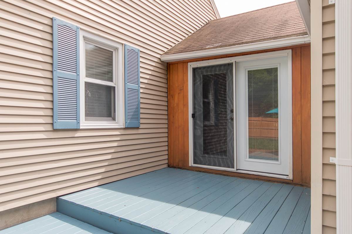 26 Lund Road Nashua, NH 03060 - Photo 19 of 25