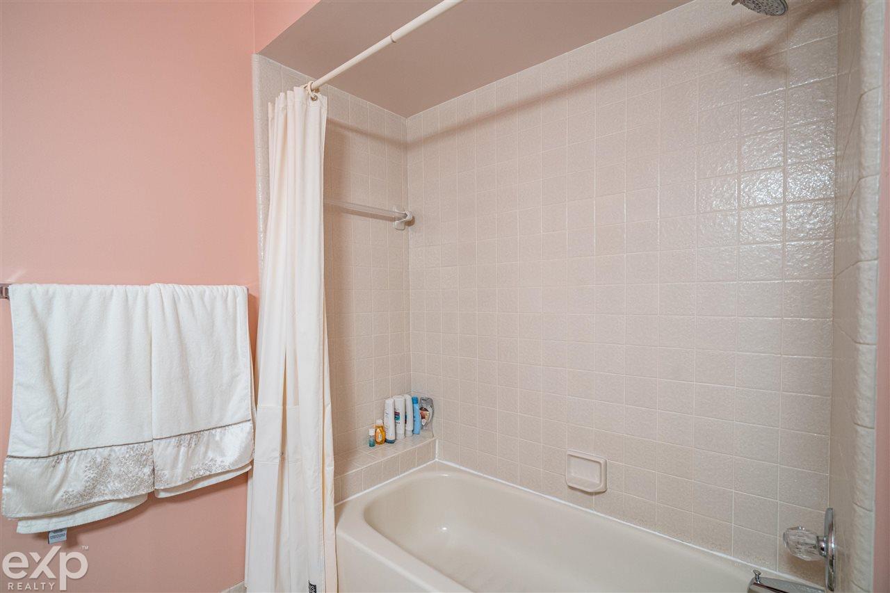 857 River Bend Drive Rochester Hills, MI 48307 - Photo 31 of 39