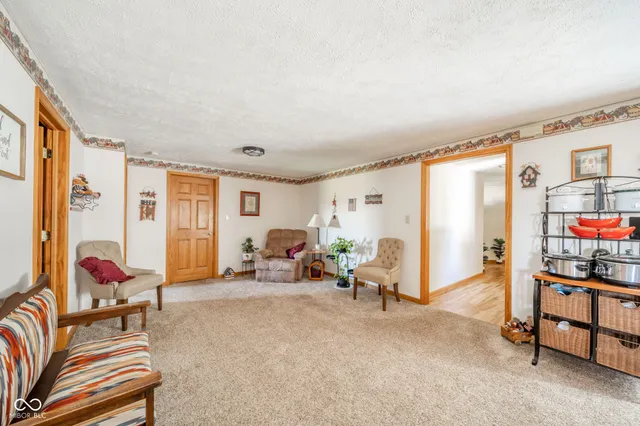 $295,000 | 700 West 350 North, Sharpsville, IN 46068